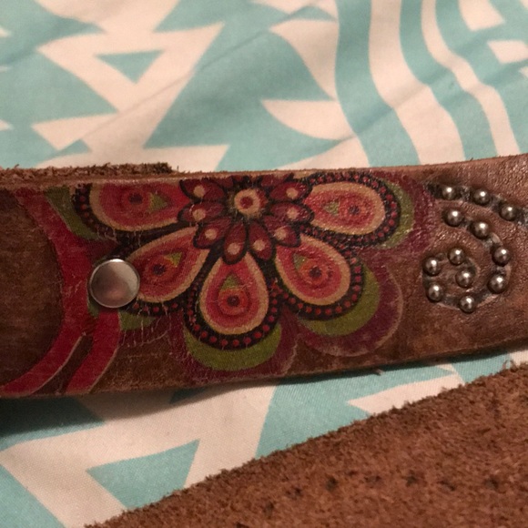 Belt - Picture 5 of 6